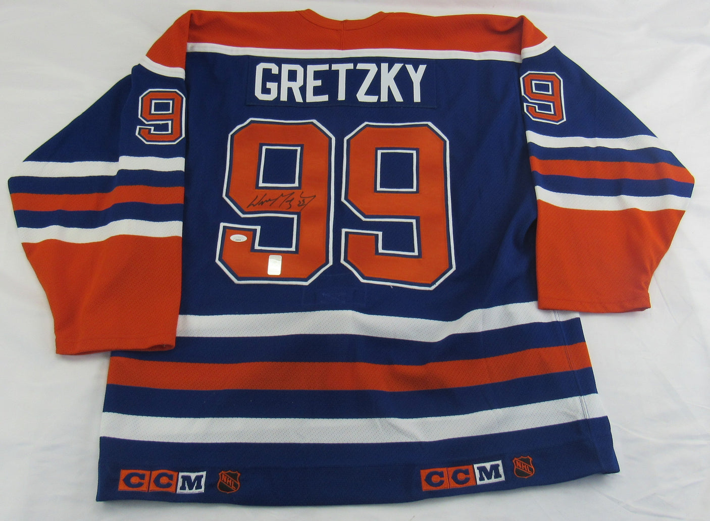 Wayne Gretzky Signed Auto Oilers Jersey JSA LOA ZZ28348