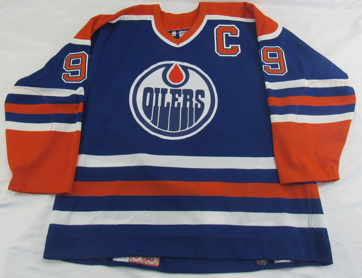 Wayne Gretzky Signed Auto Oilers Jersey JSA LOA ZZ28348