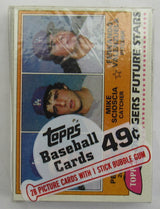 1981 Topps Cello Pack - Fernando Valenzuela RC Showing