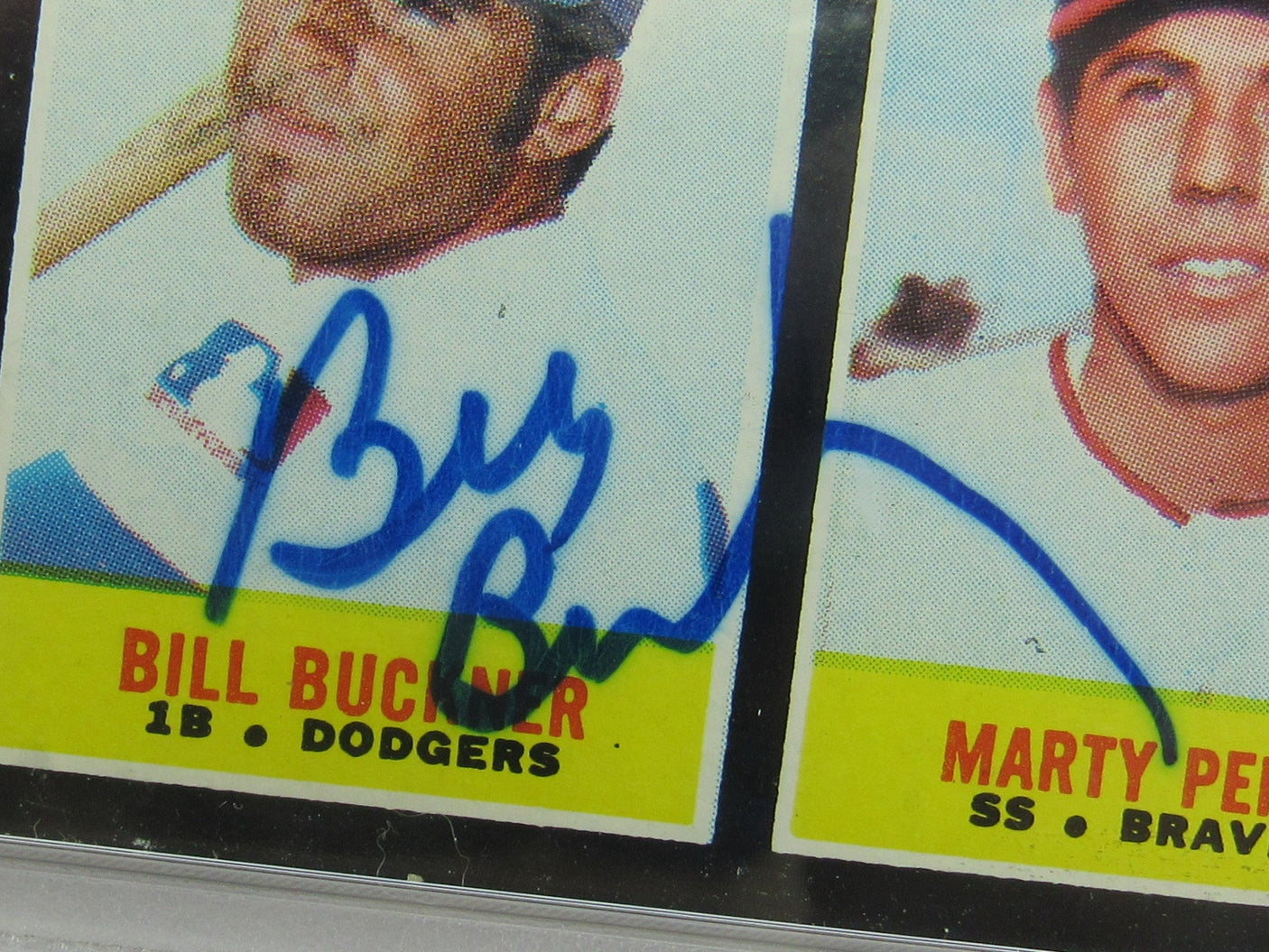 1971 Topps Bill Buckner Signed Auto Autograph Encapsulated Baseball Card PSA/DNA