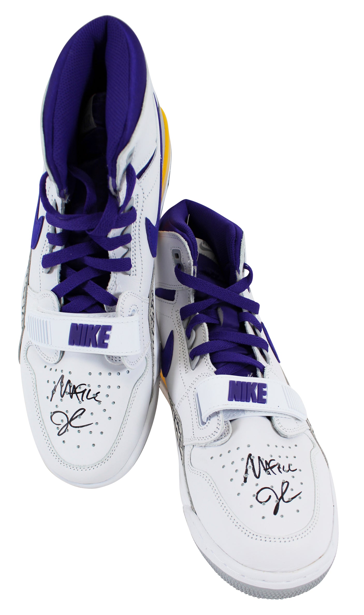 Lakers Magic Johnson Signed 2018 Nike Air Jordan Legacy 312 Shoes BAS Witness 1