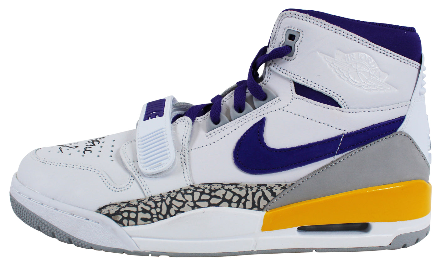 Lakers Magic Johnson Signed 2018 Nike Air Jordan Legacy 312 Shoes BAS Witness 1