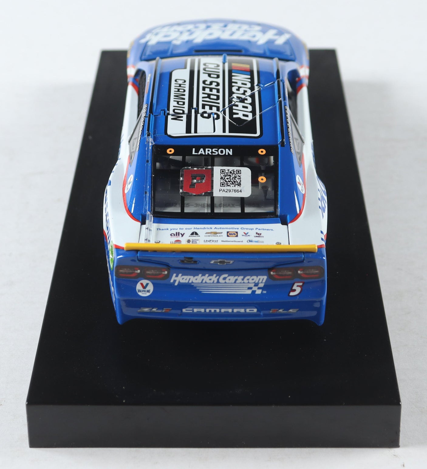 Kyle Larson Signed 2021 NASCAR Cup Champion Diecast 1:24 - Limited Edition