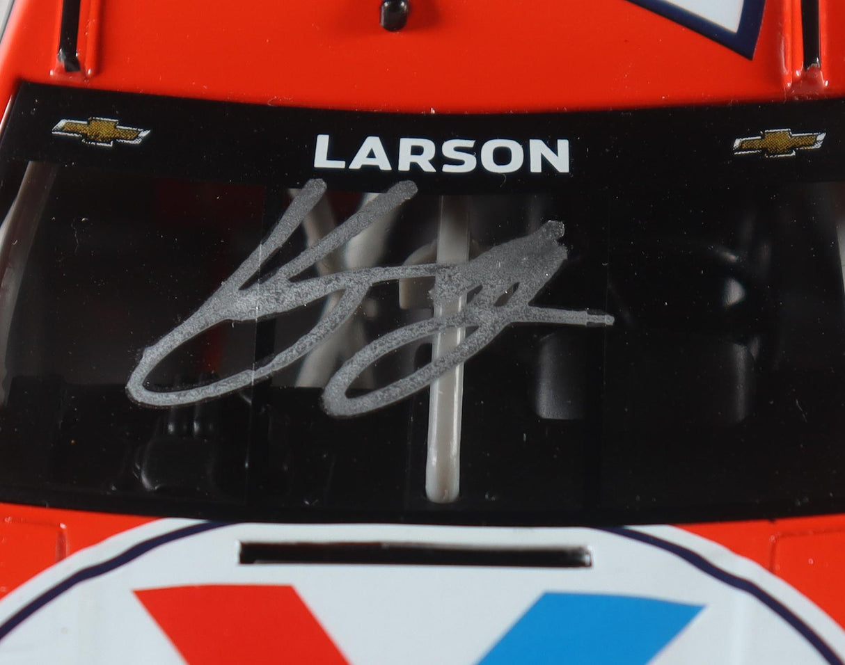 Kyle Larson Signed 2021 NASCAR #5 Valvoline - 1:24 Premium Diecast Car (PA)