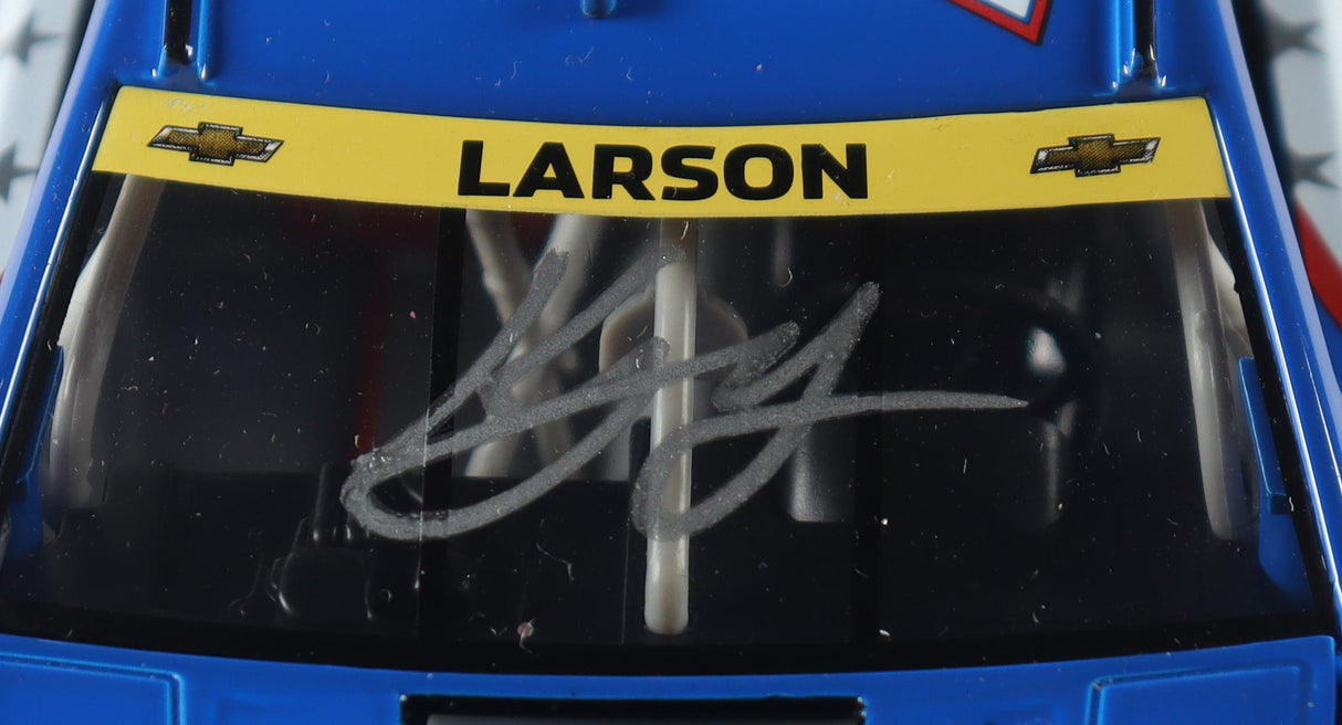 Kyle Larson Signed 2021 9/11 Tribute | 1:24 Diecast Car (PA)