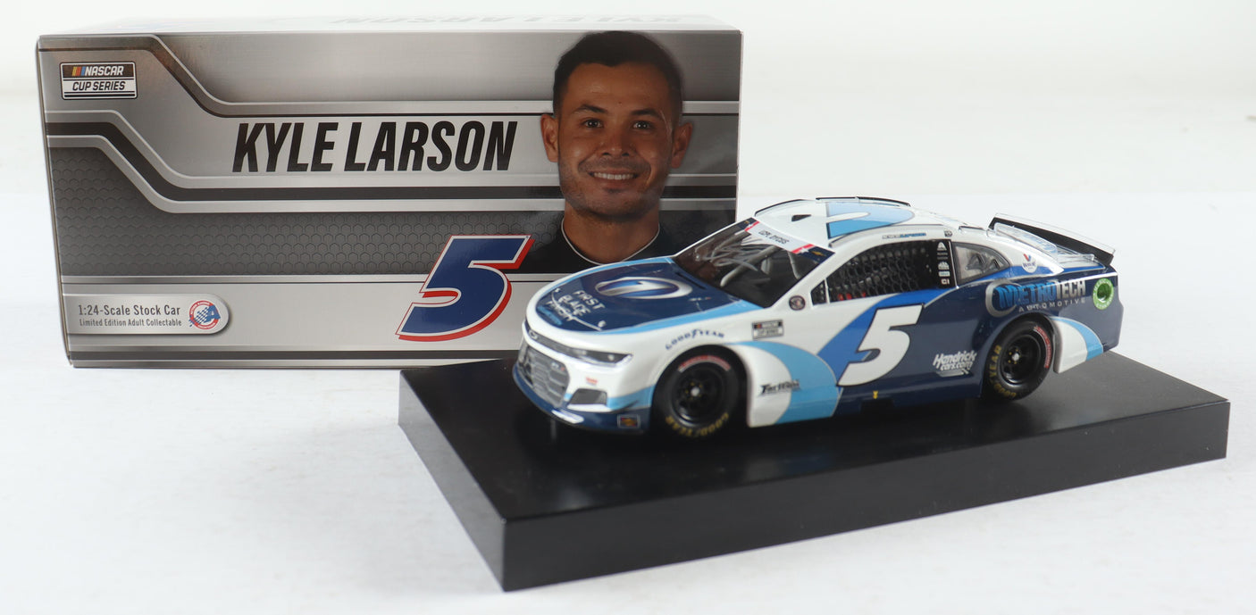 Kyle Larson Autographed 2021 NASCAR #5 MetroTech 1:24 Diecast Car (Limited Edition)