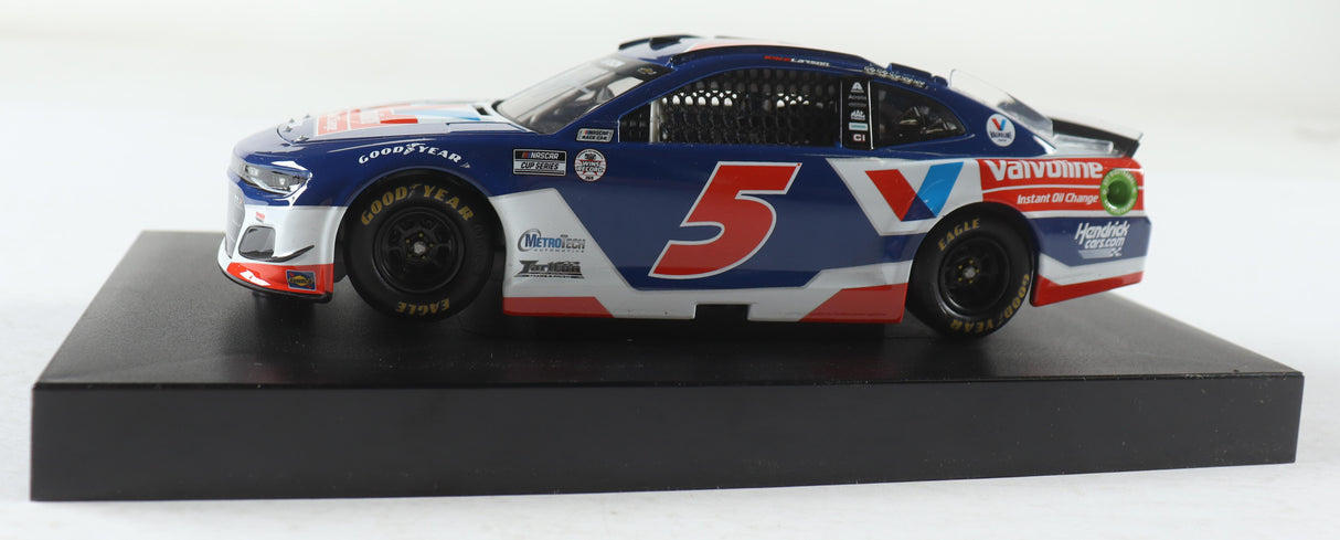 Kyle Larson Signed 2021 #5 Valvoline 1:24 Diecast Car - Limited Edition (PA)
