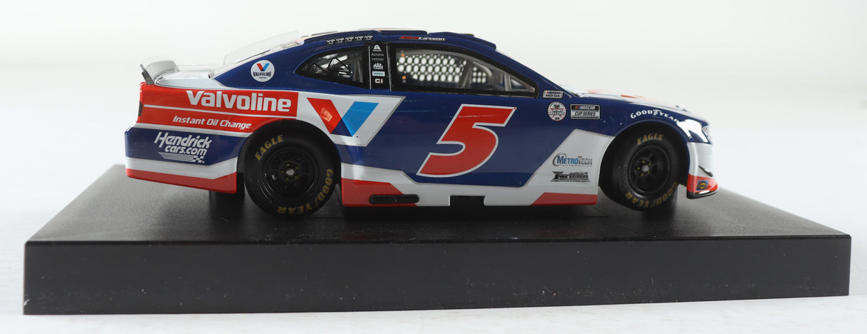 Kyle Larson Signed 2021 #5 Valvoline 1:24 Diecast Car - Limited Edition (PA)