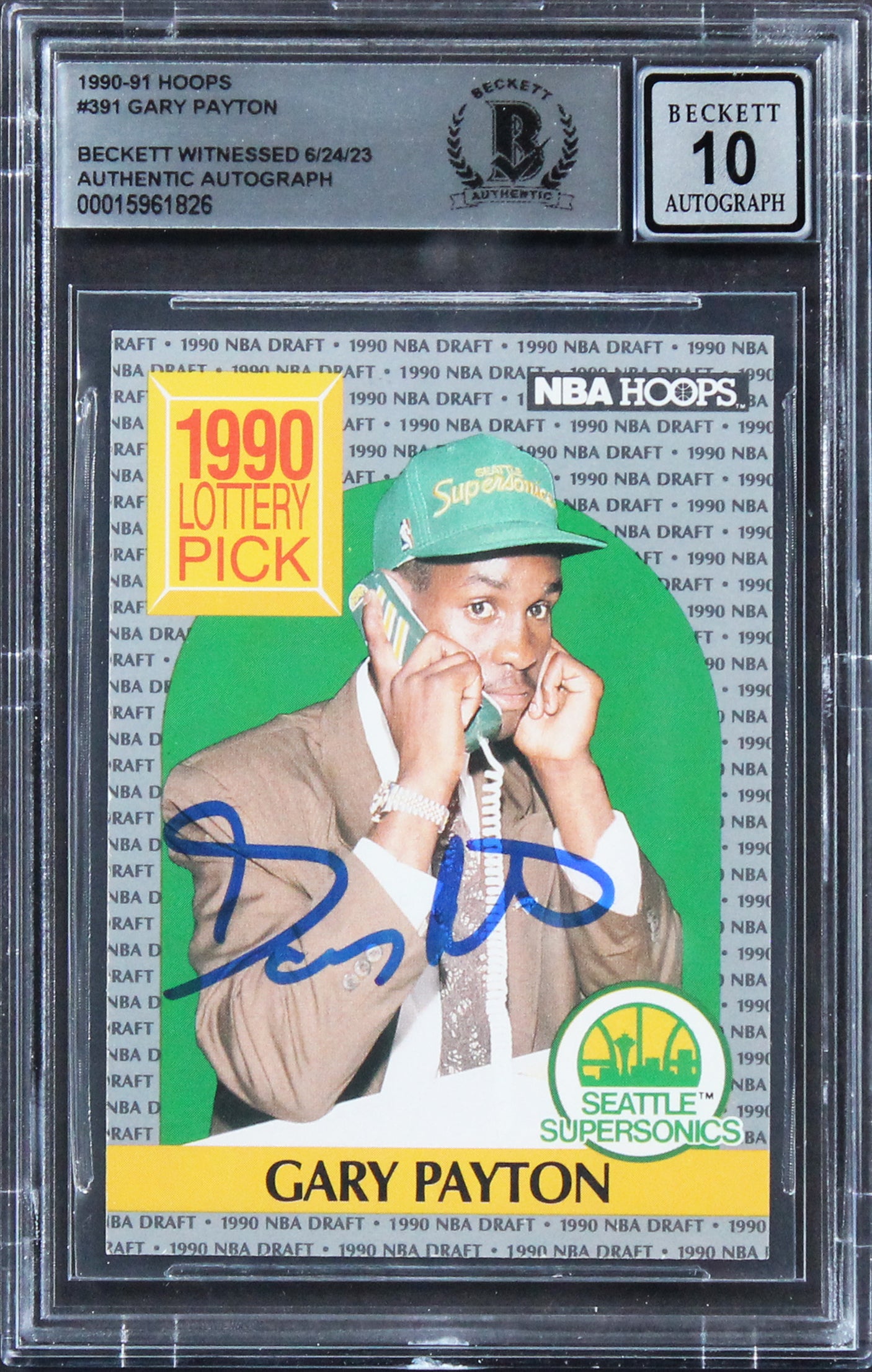 Sonics Gary Payton Signed 1990 Hoops #391 Rookie Card Auto 10! BAS Slabbed