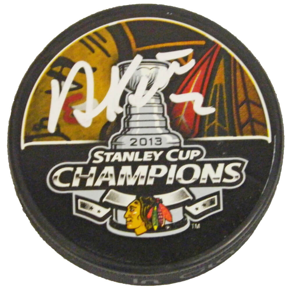Duncan Keith Signed Blackhawks 2013 Stanley Cup Champs Logo Hockey Puck