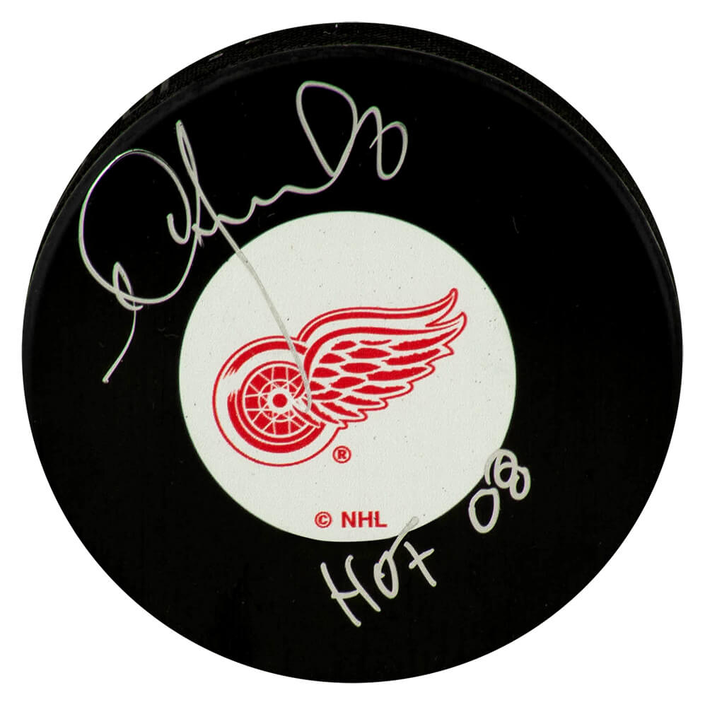 Igor Larionov Signed Detroit Red Wings Logo Hockey Puck w/HOF'08