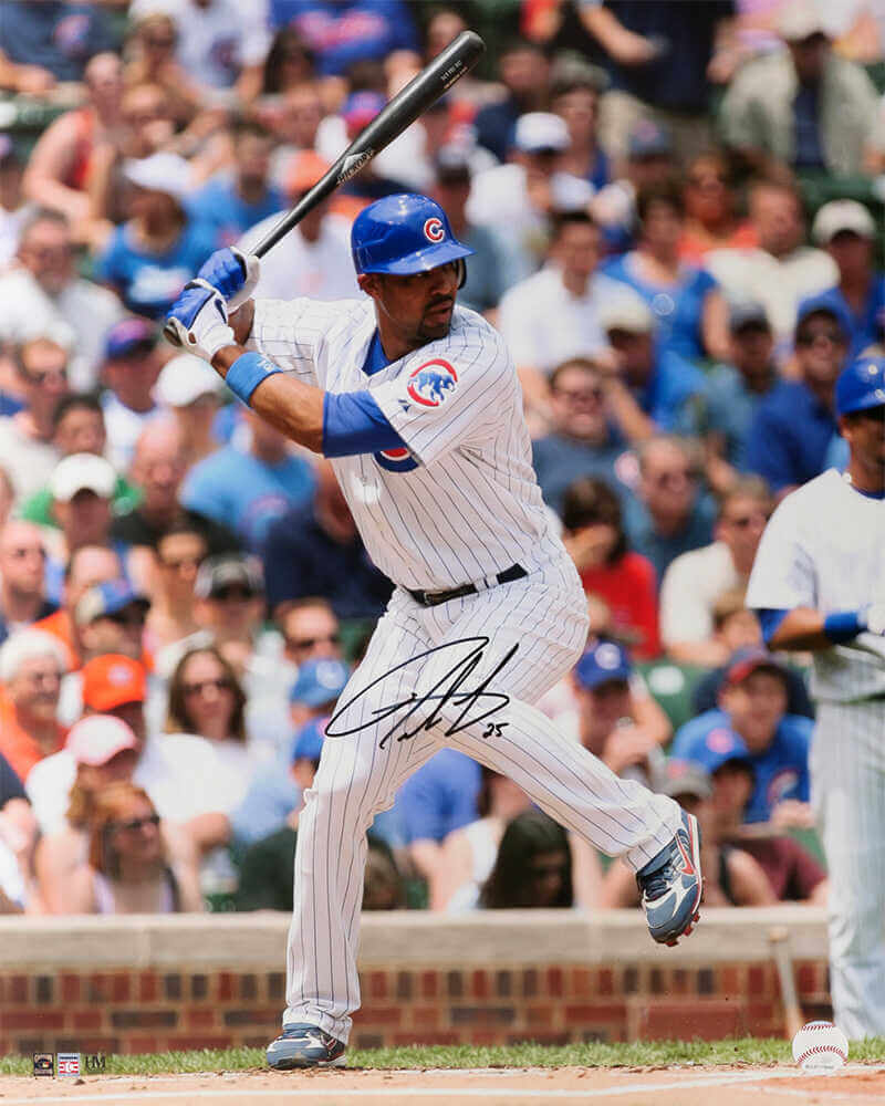 Derrek Lee Signed Chicago Cubs White Jersey Batting 16x20 Photo