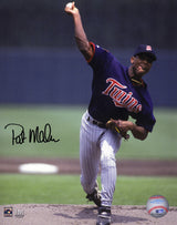 Pat (Patrick) Mahomes Sr. Signed Minnesota Twins Navy Jersey Pitching 8x10 Photo
