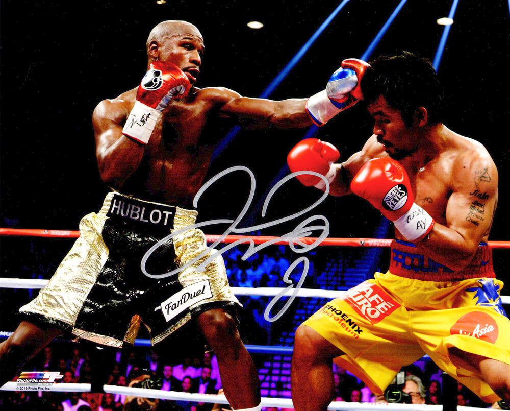 Floyd Mayweather Jr. Signed Boxing Fighting Manny Pacquiao 8x10 Photo