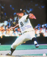 Denny McLain Signed Detroit Tigers Pitching Action 16x20 Photo w/68 AL MVP, CY