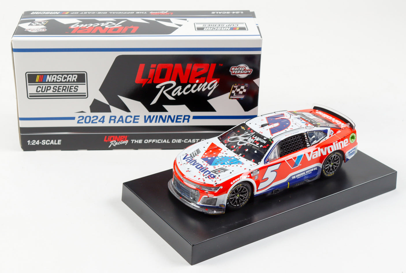 Kyle Larson Signed 2024 Sonoma Win Diecast 1:24 | Raced Version