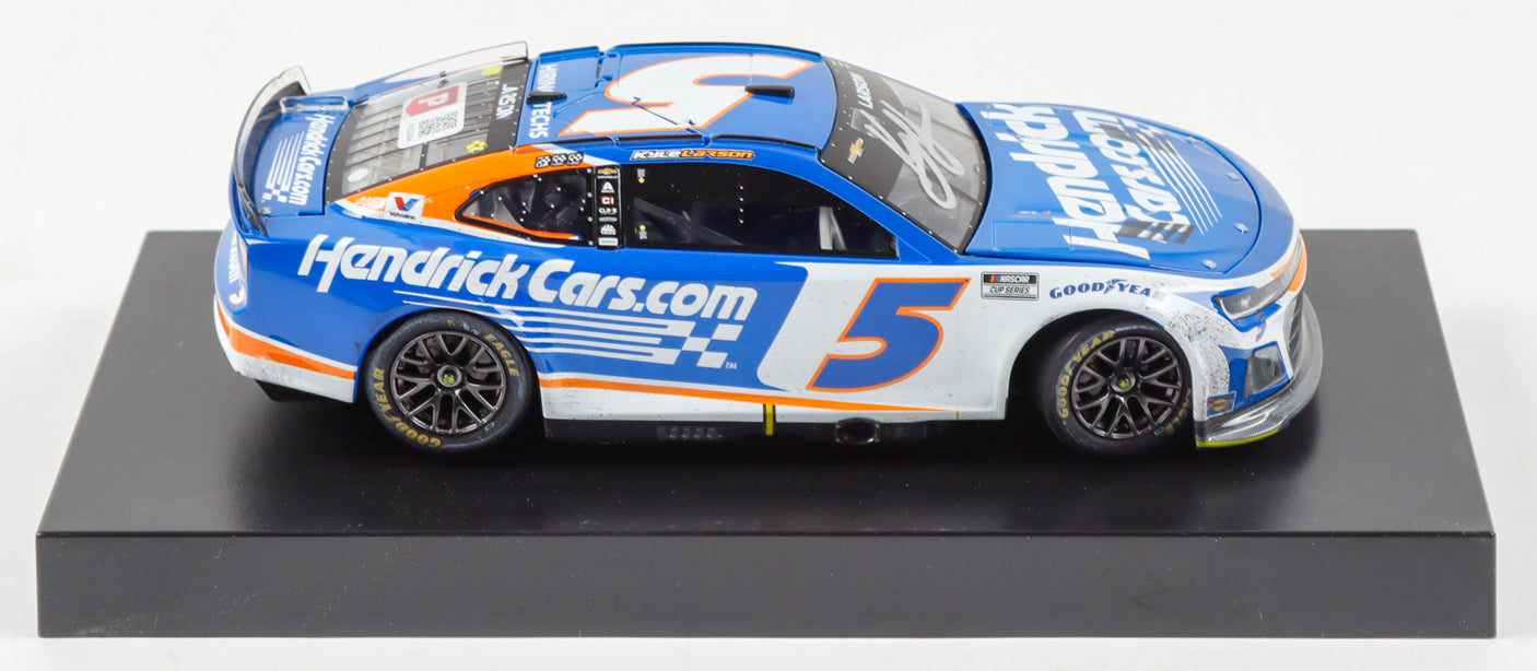 Kyle Larson Signed 2024 Hendrickcars.com Indy Win 1:24 Diecast | Raced Version (PA)
