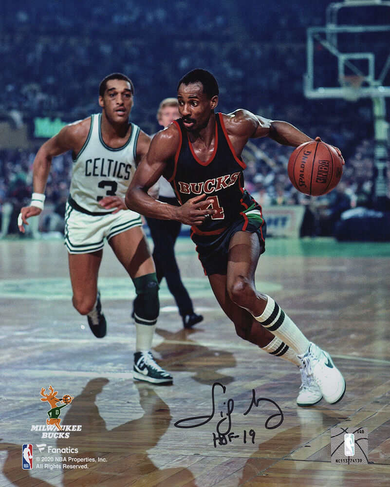 Sidney Moncrief Signed Milwaukee Bucks Action 8x10 Photo w/HOF'19