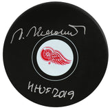 Vaclav Nedomansky Signed Detroit Red Wings Small Logo Hockey Puck w/HHOF'19