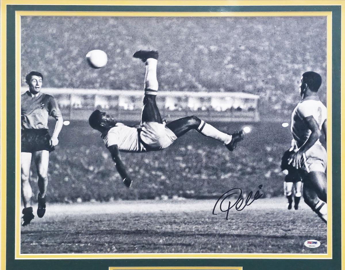 Pele Autographed Framed 16x20 Photo CBD Brazil PSA/DNA #U84393