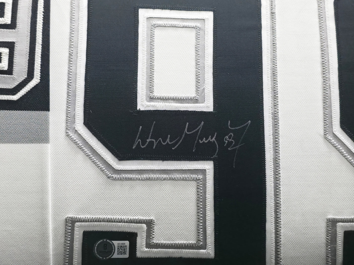 Los Angeles Kings Wayne Gretzky Autographed Framed White Jersey Beckett BAS #AE16695