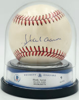 Hank Aaron Autographed Official NL Baseball Atlanta Braves Auto Grade Mint 9 Beckett BAS #18630570
