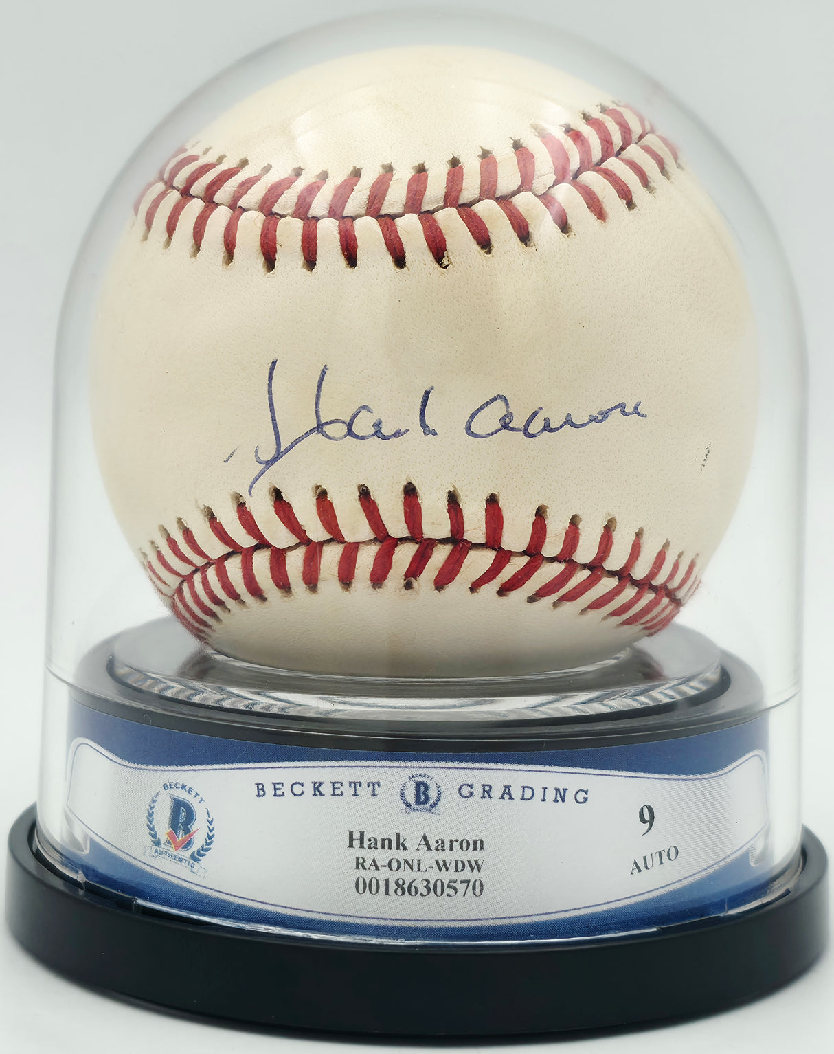 Hank Aaron Autographed Official NL Baseball Atlanta Braves Auto Grade Mint 9 Beckett BAS #18630570