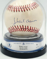 Hank Aaron Autographed Official NL Baseball Atlanta Braves Auto Grade Mint 9 Beckett BAS #18630570