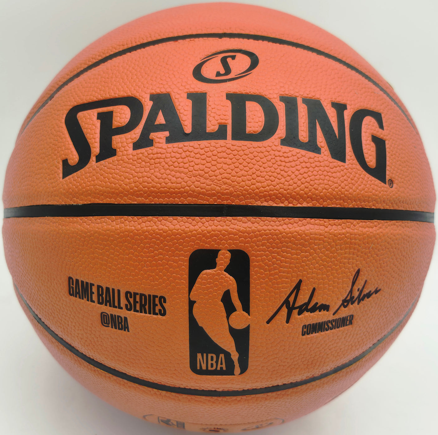 Luka Doncic Autographed Official Game Ball Series Basketball Dallas Mavericks Logo (Indent) Fanatics Holo #B452237