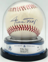 Willie Mays Autographed Official NL Baseball San Francisco Giants Auto Grade Mint 9 Beckett BAS #18630711