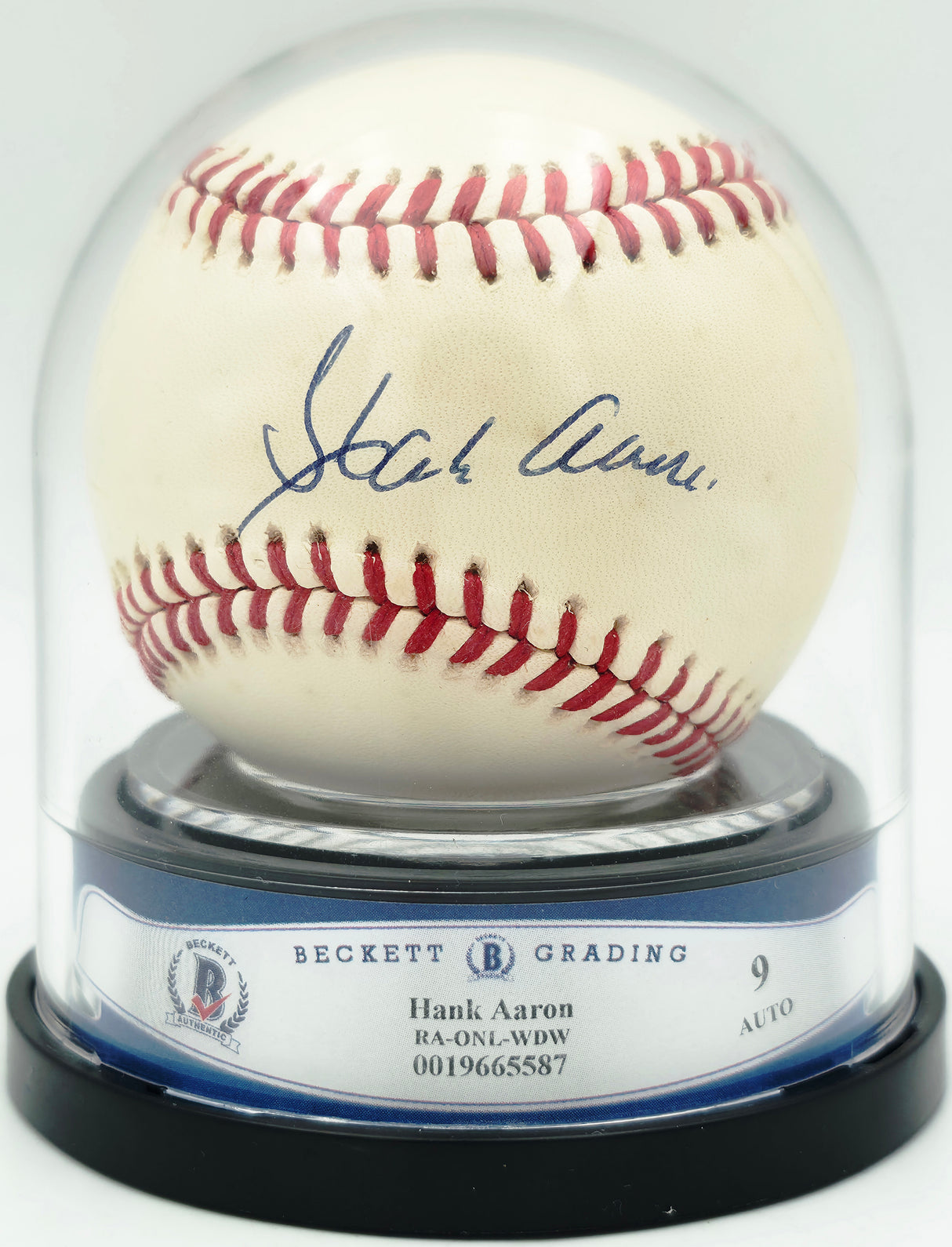 Hank Aaron Autographed Official NL Baseball Atlanta Braves Auto Grade Mint 9 Beckett BAS #19665587