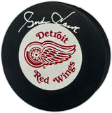 Gordie Howe Autographed Official Detroit Red Wings Logo Hockey Puck Beckett BAS #BV86531