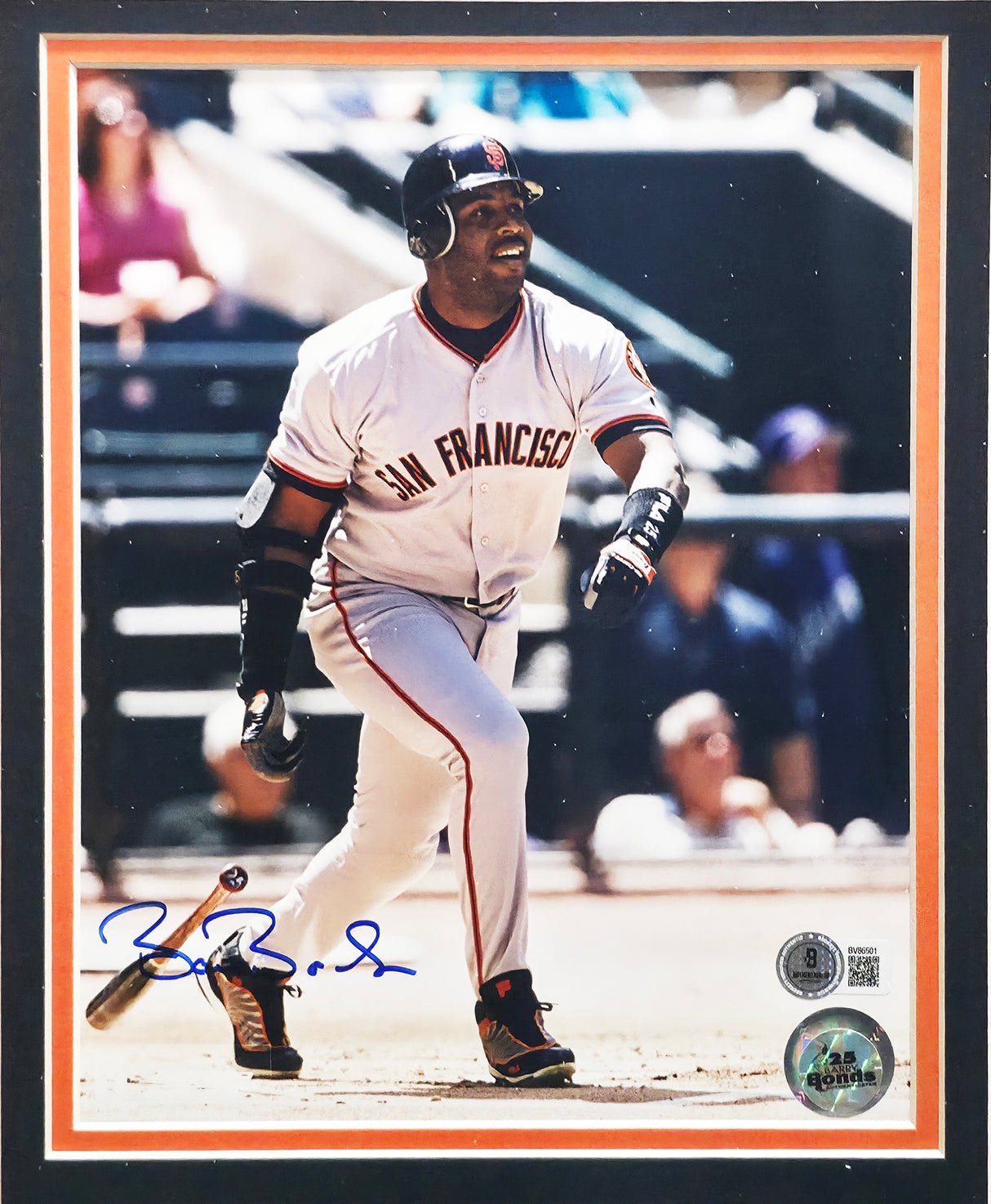 Barry Bonds Autographed Framed 8x10 Photo San Francisco Giants Beckett BAS QR #BV86501