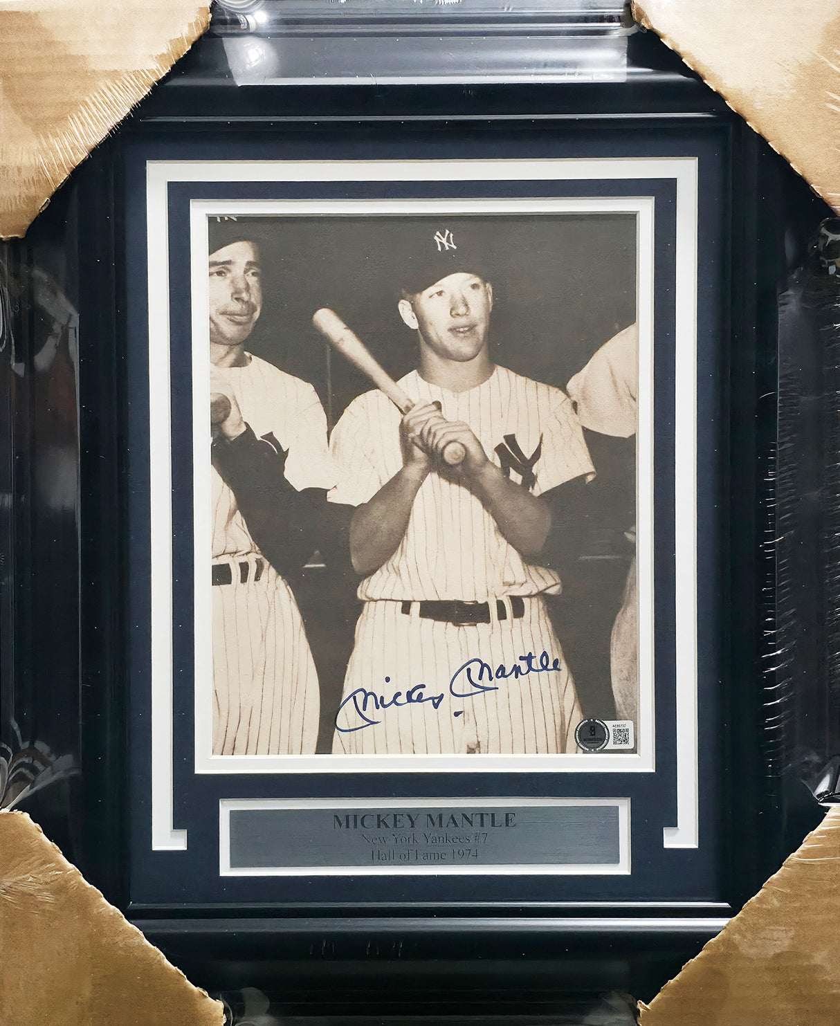 Mickey Mantle Autographed Framed 8x10 Photo New York Yankees Beckett BAS #AE85157