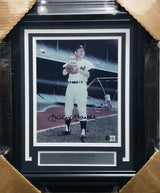 Mickey Mantle Autographed Framed 8x10 Photo New York Yankees Beckett BAS #AE85154