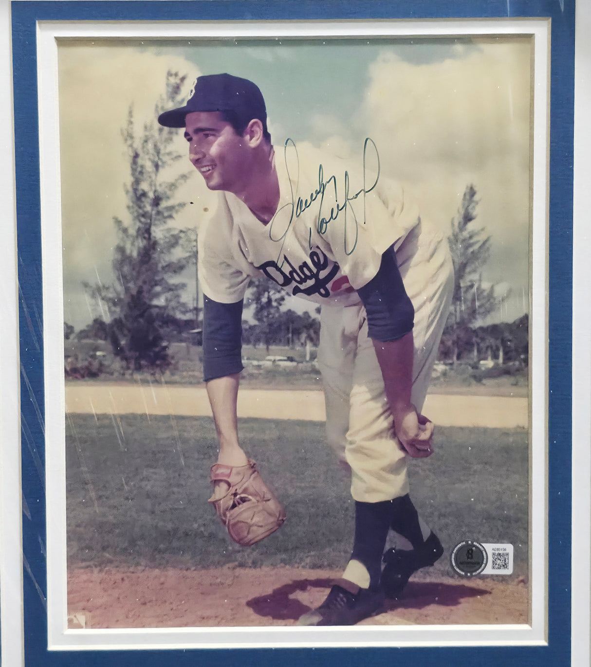 Sandy Koufax Autographed Framed 8x10 Photo Brooklyn Dodgers Beckett BAS #AE85156