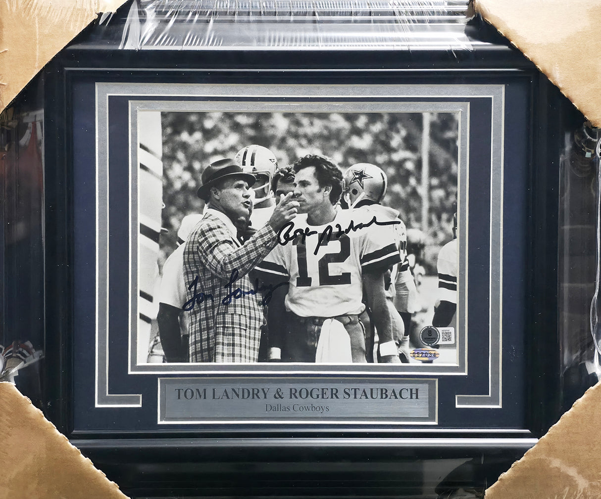 Tom Landry & Roger Staubach Autographed Framed 8x10 Photo Dallas Cowboys Beckett BAS #AE50747