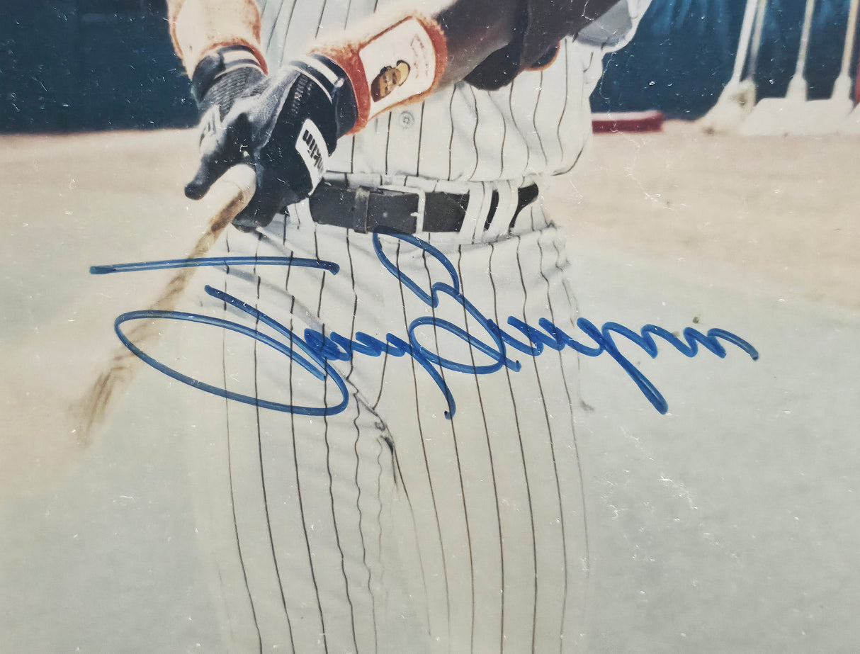 Tony Gwynn Autographed Framed 8x10 Photo San Diego Padres Beckett BAS QR #BW06377