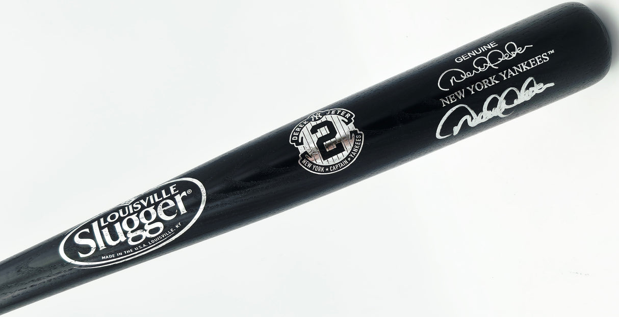 Derek Jeter Autographed Captain Louisville Slugger Game Model Baseball Bat New York Yankees Beckett BAS #AG020325