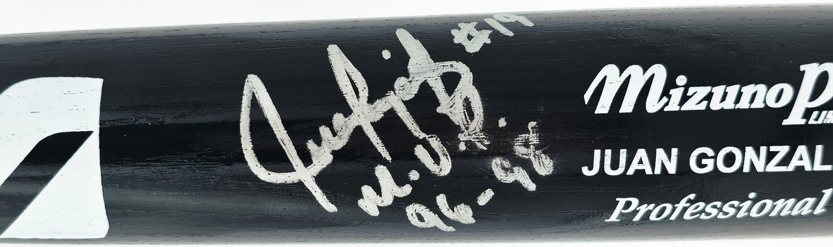 Juan Gonzalez Autographed Game Issued Mizuno Baseball Bat Texas Rangers Beckett BAS QR #BX67611