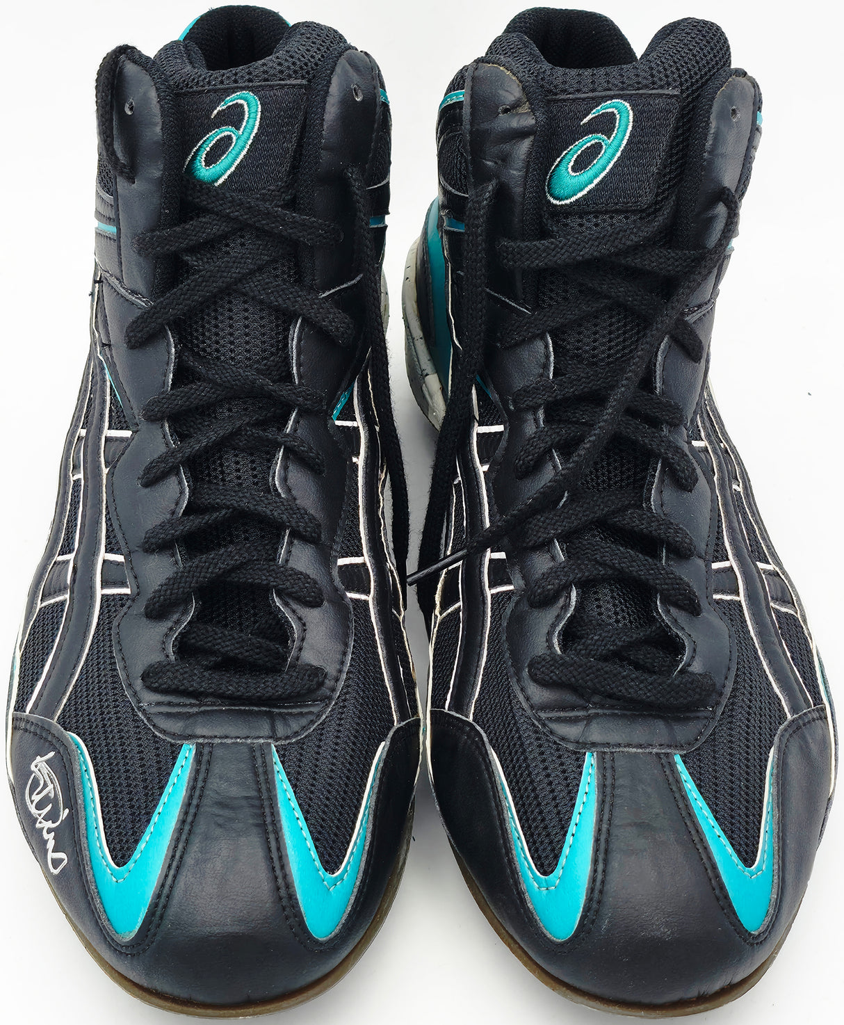 Ichiro Suzuki Autographed 2001 Rookie Game Issued Seattle Mariners Black & Teal Asics Cleats IS Holo SKU #267254
