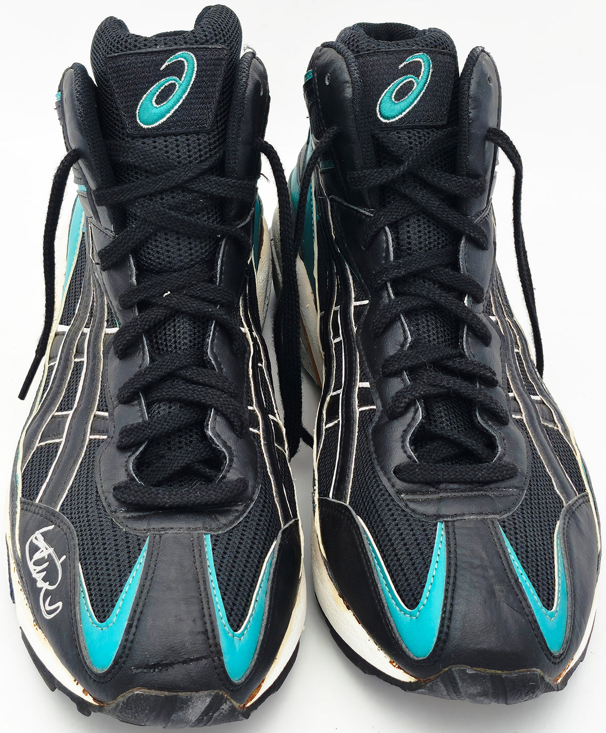Ichiro Suzuki Autographed 2001 Rookie Game Issued Seattle Mariners Black & Teal Asics Turf Cleats IS Holo SKU #267255
