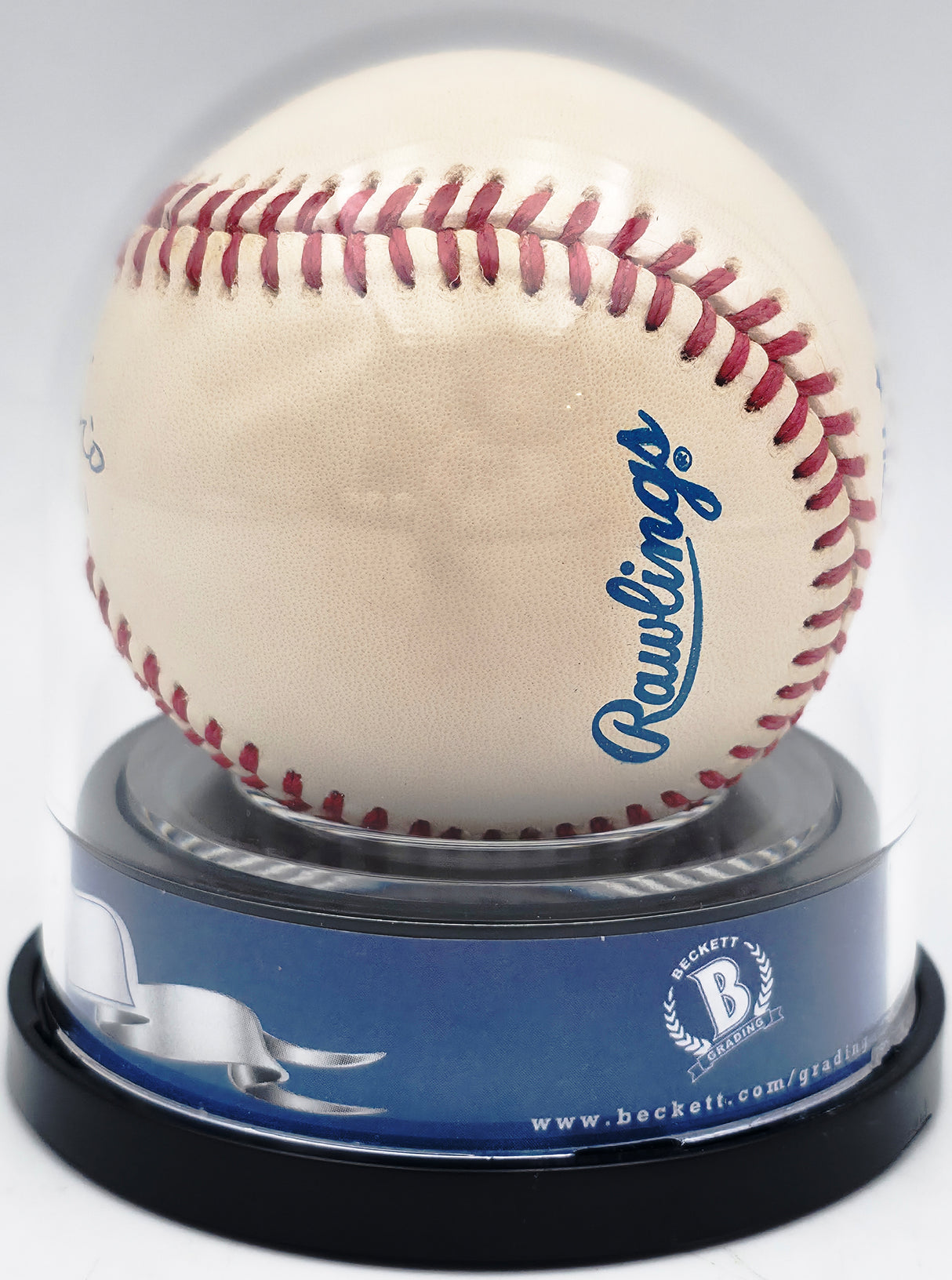 Joe Dimaggio Autographed Official AL Baseball New York Yankees Auto Grade Mint 9 Beckett BAS #20778610
