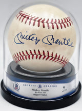 Mickey Mantle Autographed Official AL Baseball New York Yankees Auto Grade Mint 9 Beckett BAS #20779084