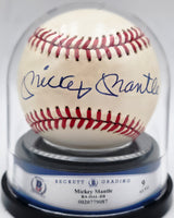 Mickey Mantle Autographed Official AL Baseball New York Yankees Auto Grade Mint 9 Beckett BAS #20779087