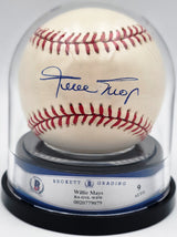 Willie Mays Autographed Official NL Baseball San Francisco Giants Auto Grade Mint 9 Beckett BAS #20779079