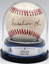 Sadaharu Oh Autographed Official NL Baseball Yomiuri Giants Auto Grade Mint 9 Beckett BAS #20779085