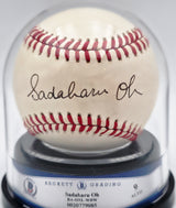 Sadaharu Oh Autographed Official NL Baseball Yomiuri Giants Auto Grade Mint 9 Beckett BAS #20779085