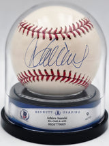 Ichiro Suzuki Autographed Official MLB Baseball Seattle Mariners Auto Grade Mint 9 Vintage Rookie Era Signature Beckett BAS #20779089
