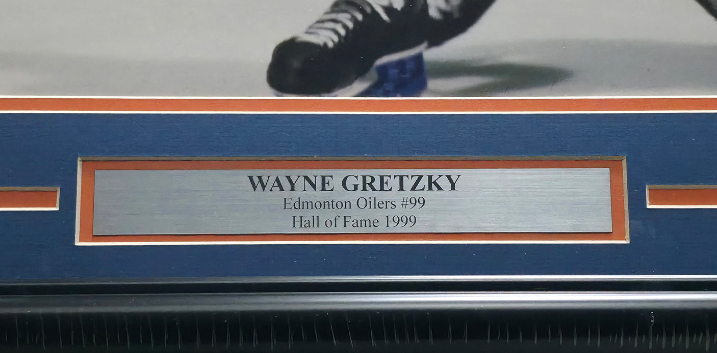 Wayne Gretzky Autographed Framed 16x20 Photo Edmonton Oilers Beckett BAS #AE16674